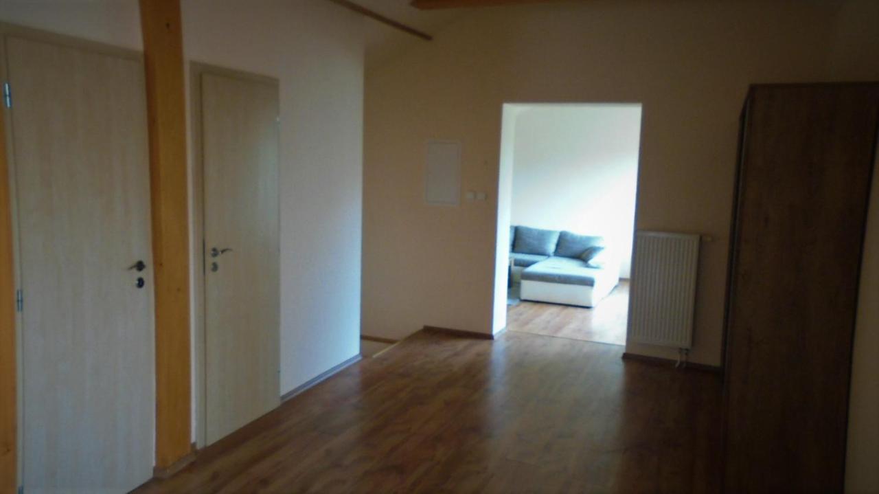 Apartman Aya Янов над Нисоу Екстериор снимка