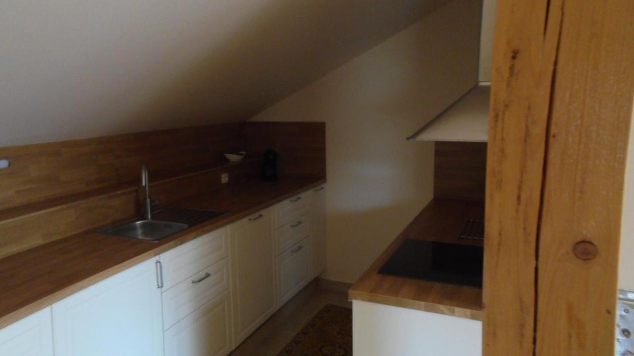 Apartman Aya Янов над Нисоу Екстериор снимка